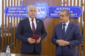Ҷоиза муборак! Гулзода Маҳмадшоҳ Қурбоналӣ намунаи олии олими муваффақи тоҷик