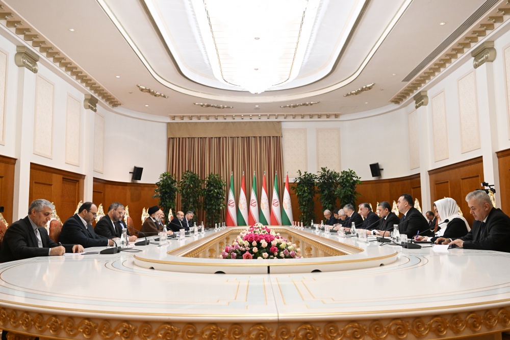 Встречи и переговоры между Республикой Таджикистан и Исламской Республикой Иран на высшем уровне