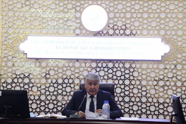 Пресс-конференция в Таджикском государственном медицинском университете имени Абуали ибни Сино