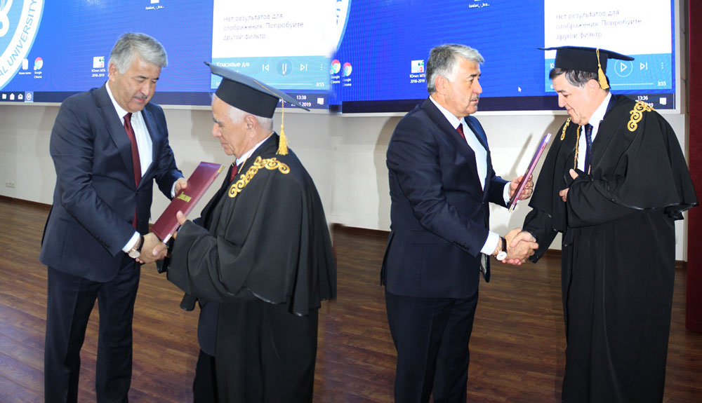 С.С. Субҳонов ва О. Хусаинов - профессорони фахрии донишгоҳ