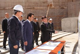 Председатель города Душанбе Рустами Эмомали ознакомился с ходом строительных работ на улице Абдулахада Каххорова и в Национальном театре