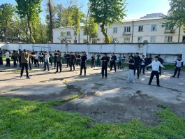 БАРГУЗОРИИ МАШҚҲОИ ПАГОҲИРӮЗӢ БАРОИ ДОНИШҶӮЁН ДАР ДОИРАИ АКСИЯИ ҶУМҲУРИЯВӢ «ҲАФТАИ САЛОМАТӢ ВА ҲУҚУҚИ ИНСОН ДАР ТОҶИКИСТОН»