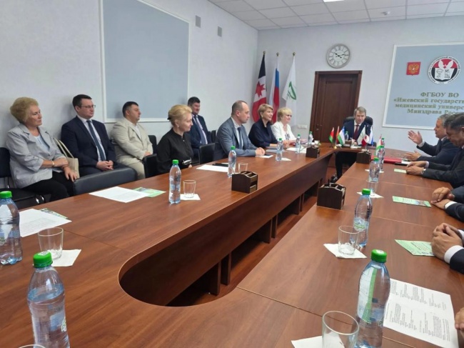 ПРОДОЛЖЕНИЕ СЛУЖЕБНОЙ ПОЕЗДКИ РЕКТОРА УНИВЕРСИТЕТА В ГОРОДЕ ИЖЕВСКЕ: УКРЕПЛЕНИЕ НАУЧНО-АКАДЕМИЧЕСКОГО СОТРУДНИЧЕСТВА ПРОДОЛЖЕНИЕ СЛУЖЕБНОЙ ПОЕЗДКИ РЕКТОРА УНИВЕРСИТЕТА В ГОРОДЕ ИЖЕВСКЕ: УКРЕПЛЕНИЕ НАУЧНО-АКАДЕМИЧЕСКОГО СОТРУДНИЧЕСТВА