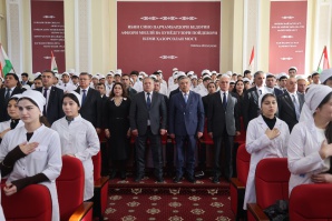 ПАРЧАМИ ТОҶИКИСТОН-РАМЗИ СОҲИБИСТИҚЛОЛИИ ОН