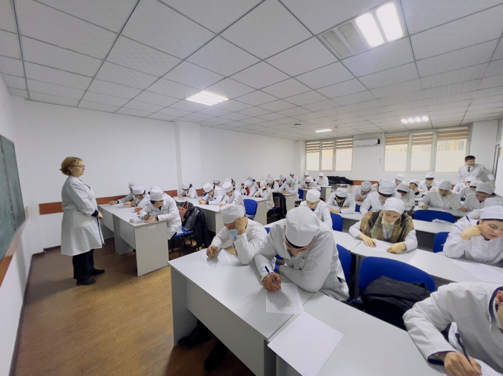 ИНТЕЛЛЕКТ, ЗНАНИЯ И ДУХ СОПЕРНИЧЕСТВА