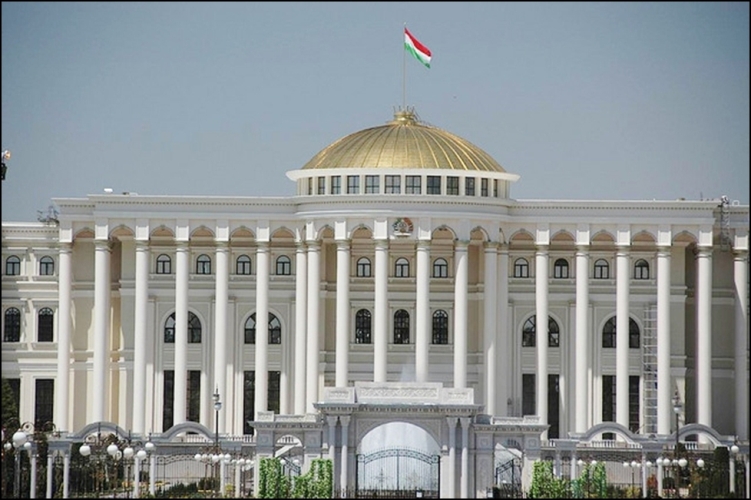 ПОЗДРАВИТЕЛЬНОЕ ПОСЛАНИЕ Президента Республики Таджикистан Эмомали Рахмона по случаю Дня милиции