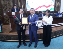 ШОГИРДИ ДИРӮЗ, ЧЕҲРАИ ШИНОХТАИ ИМРӮЗ: АЗ ДОНИШҶӮИ ОДӢ ТО ЭЪТИРОФИ БАЙНАЛМИЛАЛӢ