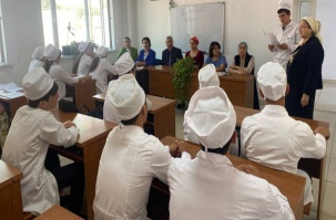 АҲМАДИ ДОНИШ -ОМӮЗГОРИ МАЪРИФАТ ВА АХЛОҚИ ҲАМИДА АҲМАДИ ДОНИШ -ОМӮЗГОРИ МАЪРИФАТ ВА АХЛОҚИ ҲАМИДА