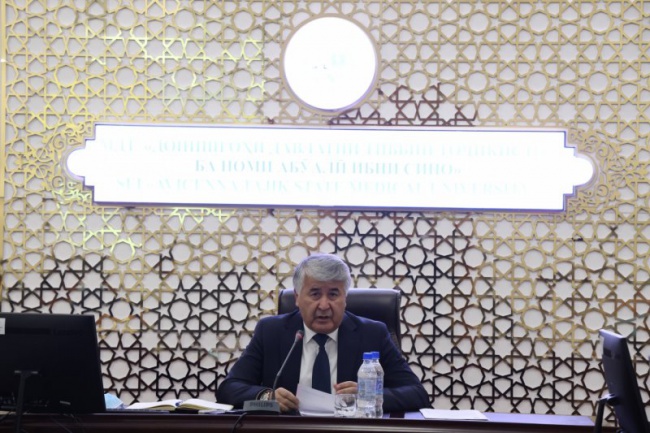 В медуниверситете Таджикистана откроют новый военно-медицинский факультет