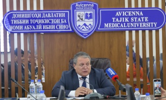 БО ДАСТОВАРДҲОИ НАЗАРРАС. БАРГУЗОРИИ НИШАСТИ МАТБУОТӢ ДАР ДОНИШГОҲ
