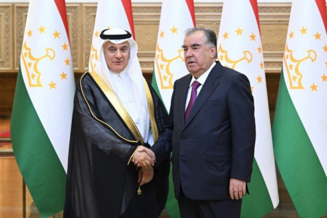 Встреча с Министром окружающей среды, водных ресурсов и сельского хозяйства Саудовской Аравии