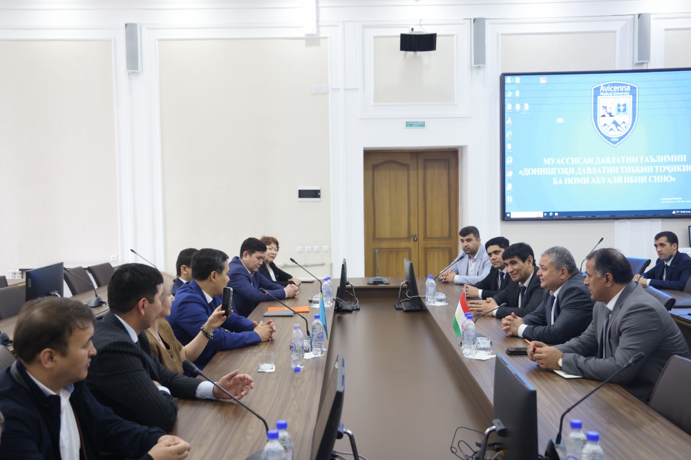 ОФИЦИАЛЬНЫЙ ВИЗИТ ПРЕДСТАВИТЕЛЕЙ КАЗАХСТАНА В ГОУ «ТГМУ ИМЕНИ АБУАЛИ ИБНИ СИНО»
