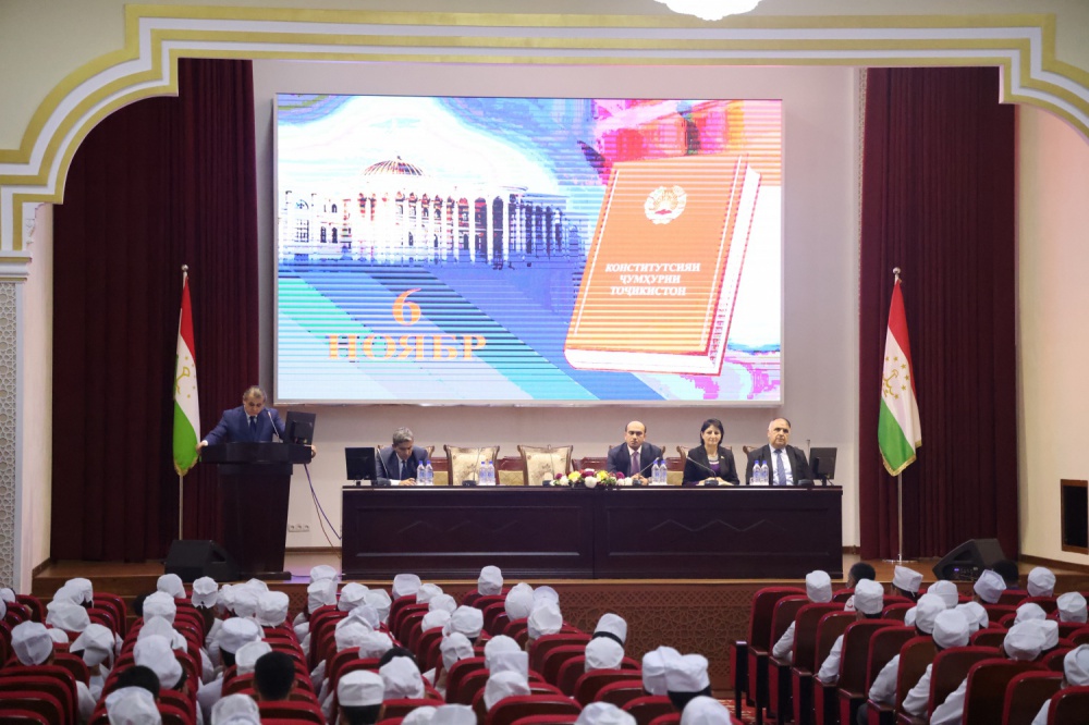 Проведение научно-культурного форума, посвященного Дню Конституции Республики Таджикистан в ГОУ "ТГМУ им. Абуали ибни Сино"